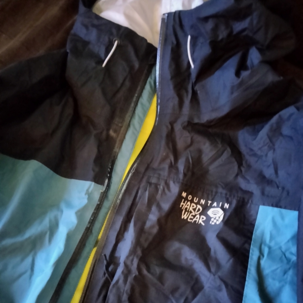 Mountain Hardwear